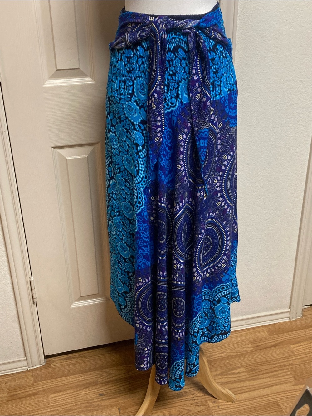 Fair Trade Bangkok Pants Bold Pattern Maxi Skirt or Halter Dress Sz L - Picture 11 of 11